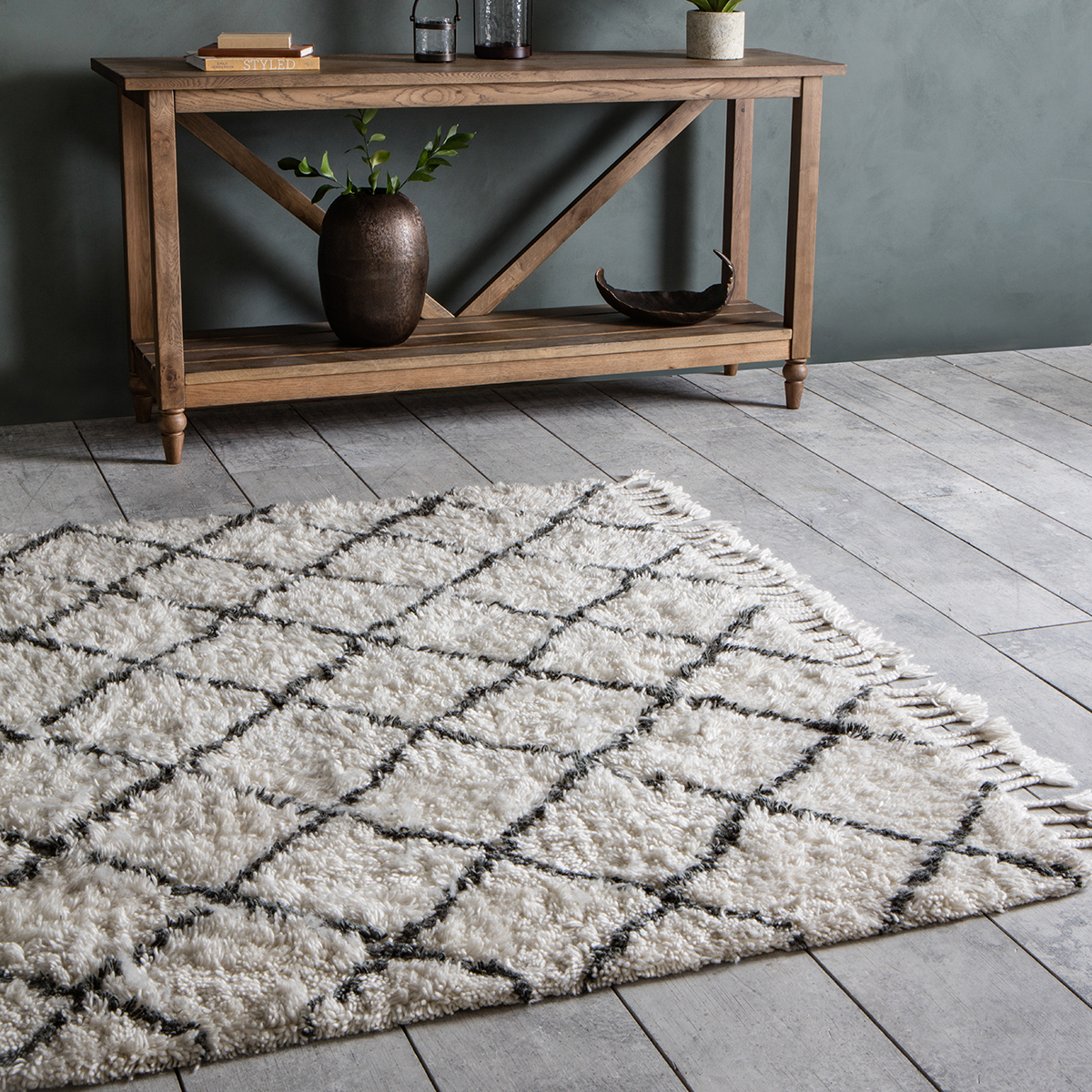 Madri Boho Shaggy Wool Rugs In Cream And Grey By Luxe Tapi